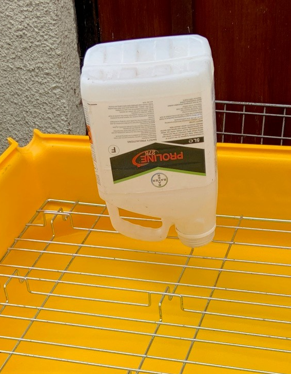 Pesticide Disposal Image
