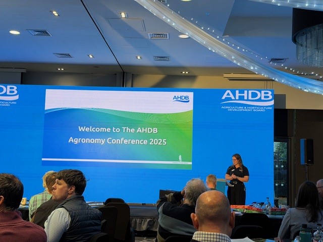 Voluntary Initiative exhibits at 2025 AHDB Agronomist Conference Image